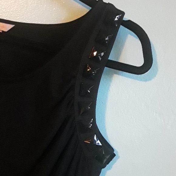 Little black dress, sleeveless. - Picture 2 of 2